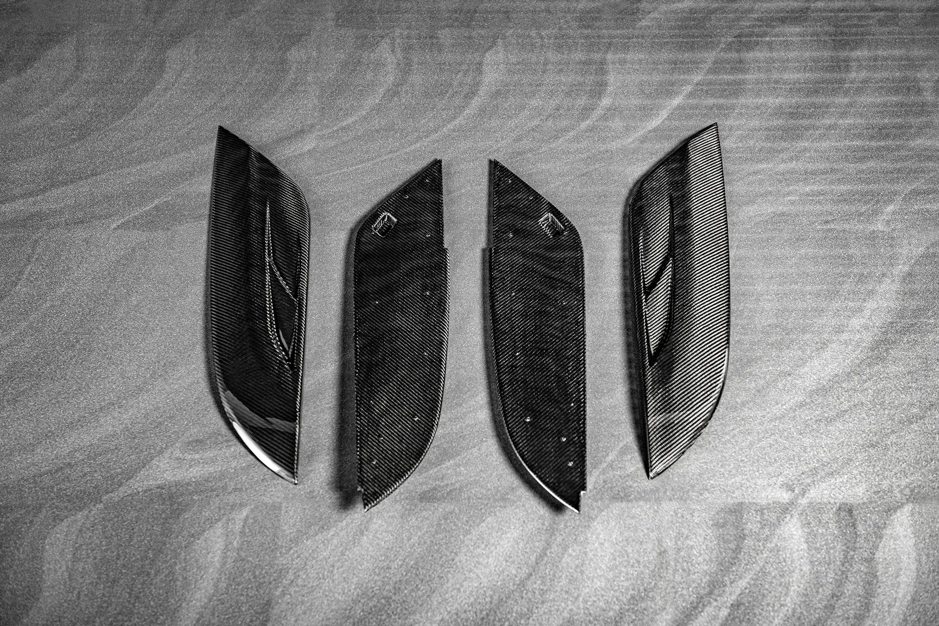Exposed Carbon Bonnet Vents for Land Rover Defender (2020 Onwards) - Image 7