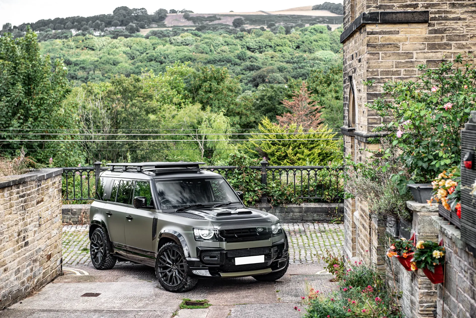 Exposed Carbon Vented Bonnet for Land Rover Defender (2020 Onwards) - Image 12