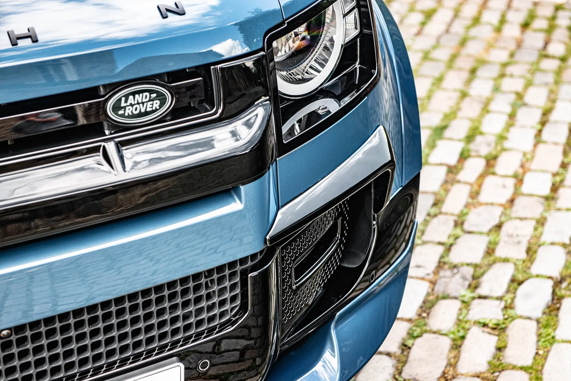 Front Bumper Vents FOR Land Rover Defender (2020 Onwards) - Image 4