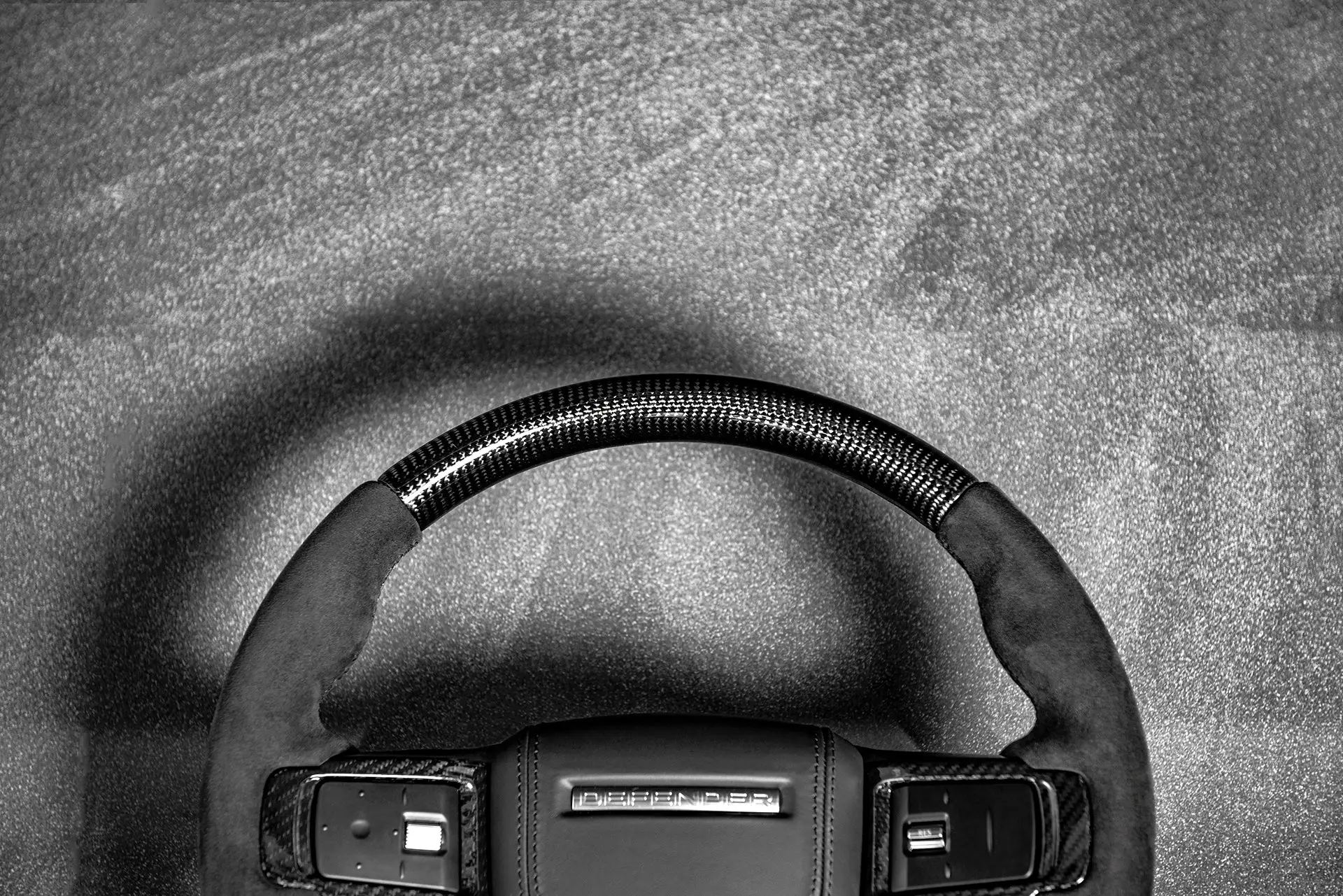 Land Rover Defender (2020 Onwards) Chelsea Truck Company Full Carbon Steering Wheel - Image 11