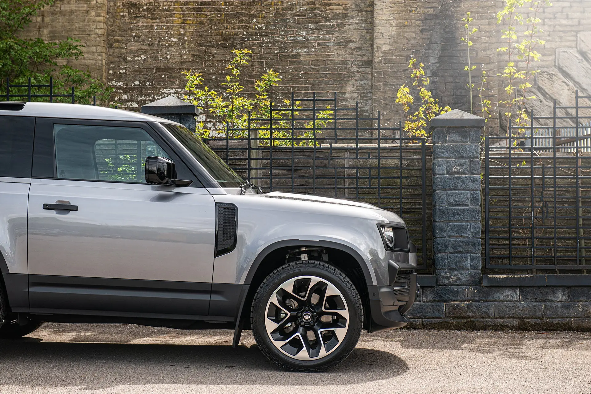 Land Rover Defender 90 (2020 Onwards) Landmark Body Kit - Image 3