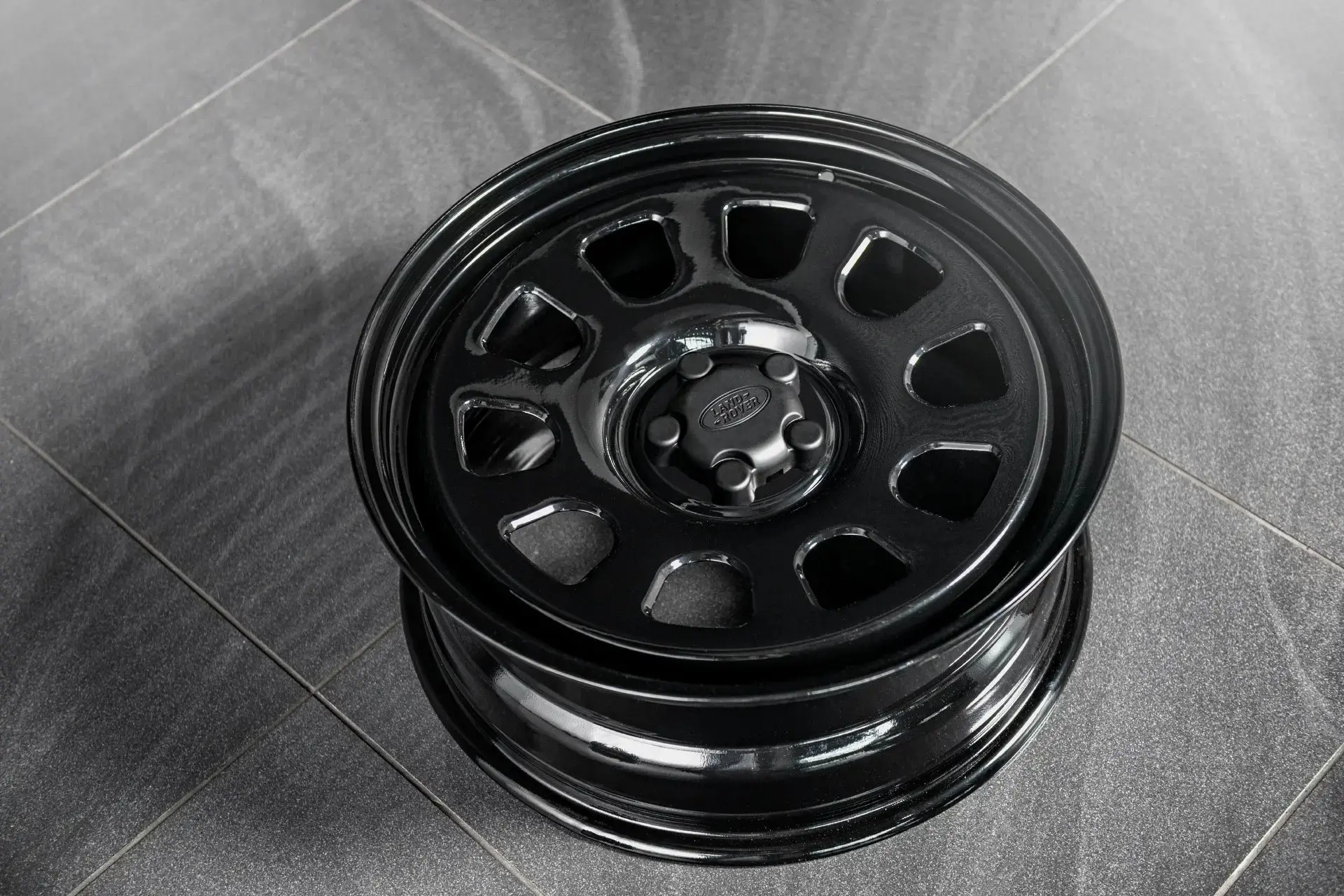 Land Rover Defender (2020 Onwards) Steel Wheels - Overland - Image 18