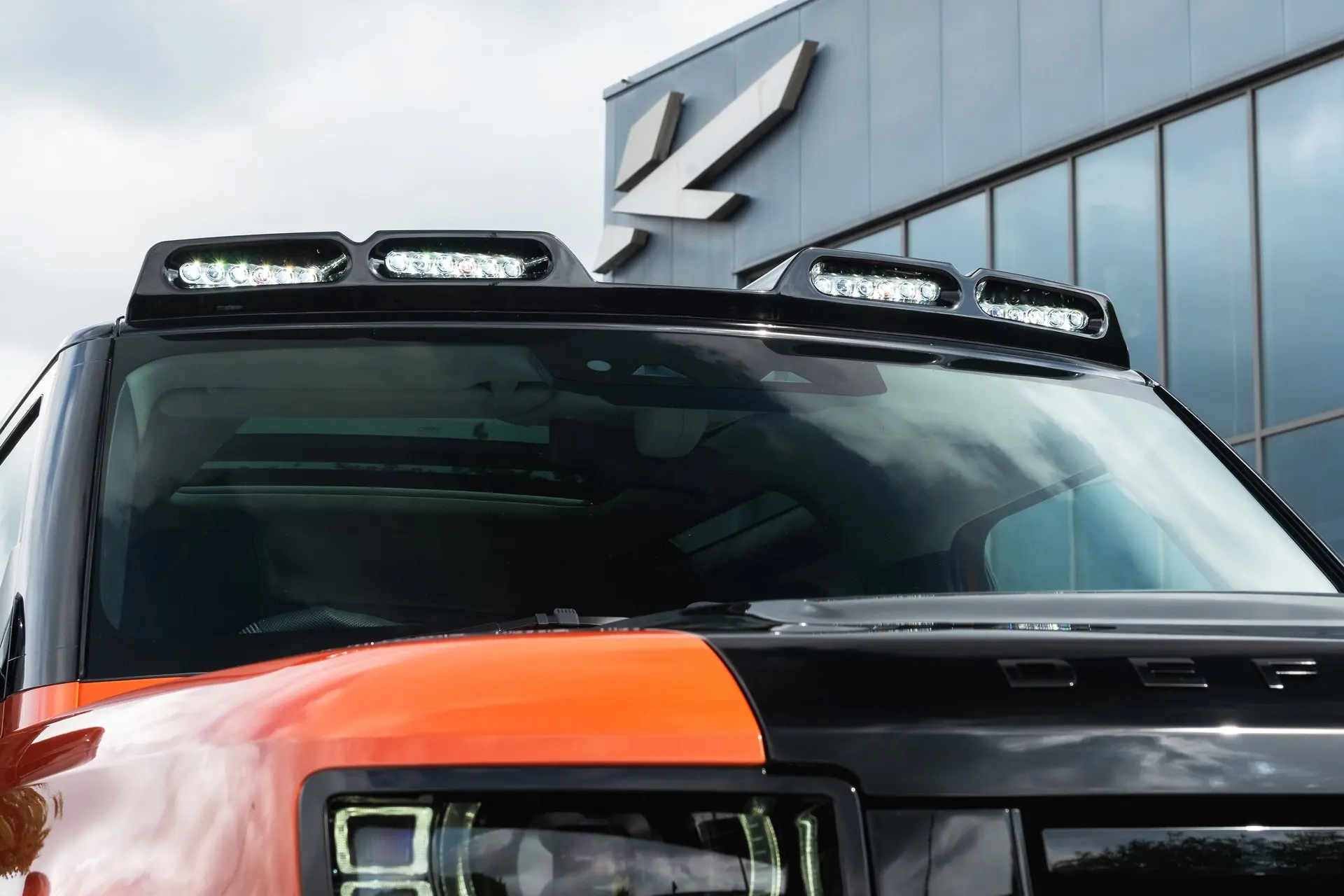 Quad Roof Shield with LED Lights for Land Rover Defender (2020 Onwards) - Image 4