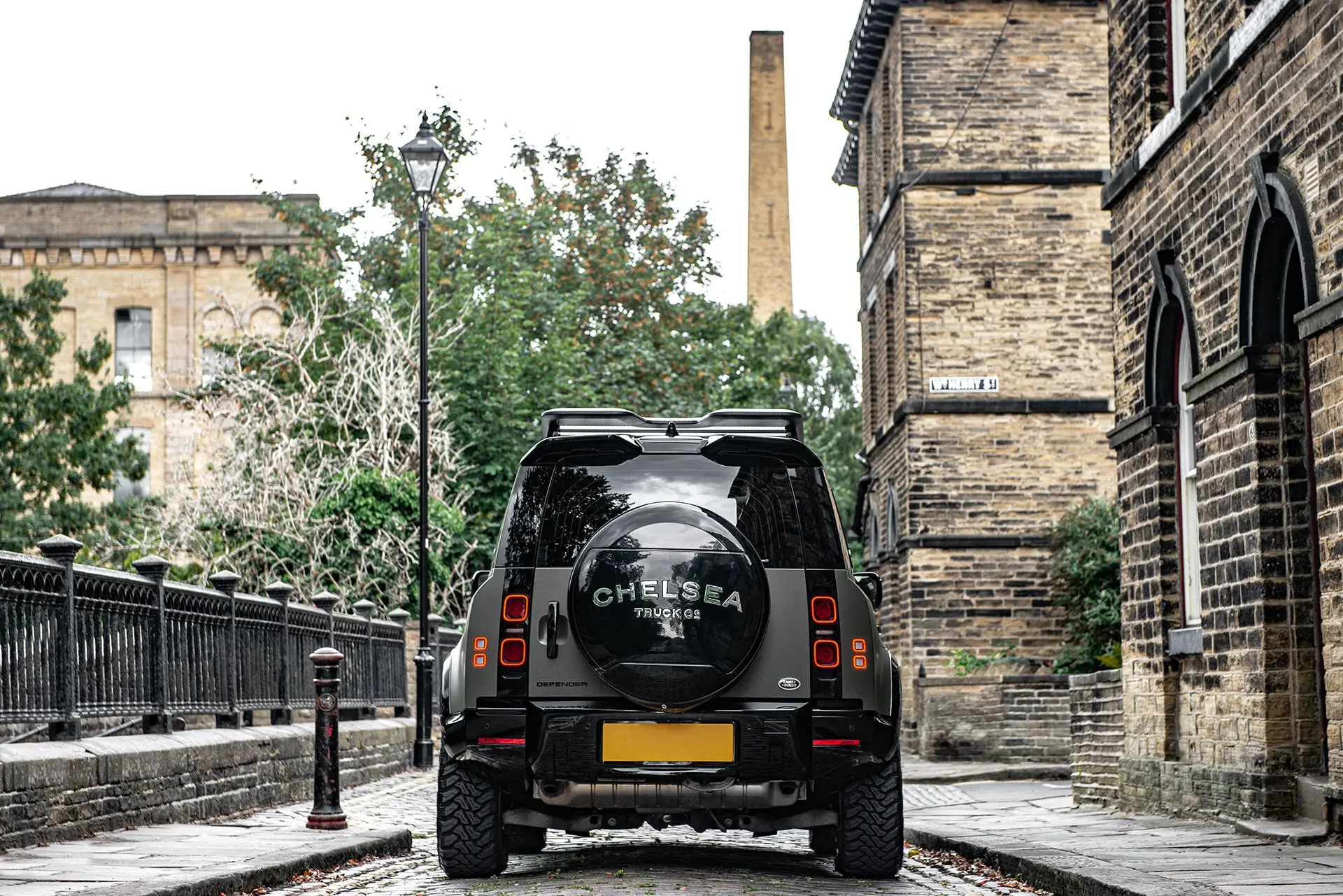 Large Rear Roof Wing for Land Rover Defender (2020 Onwards) - Image 27