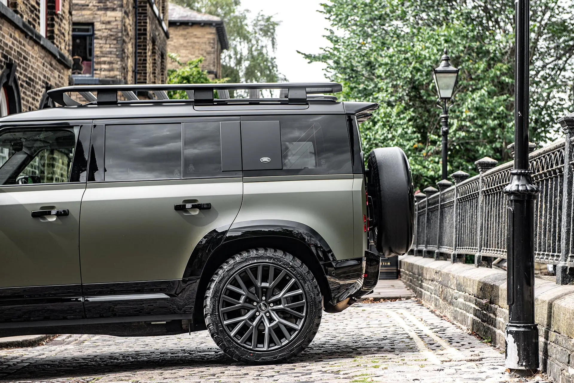 Large Rear Roof Wing for Land Rover Defender (2020 Onwards) - Image 29