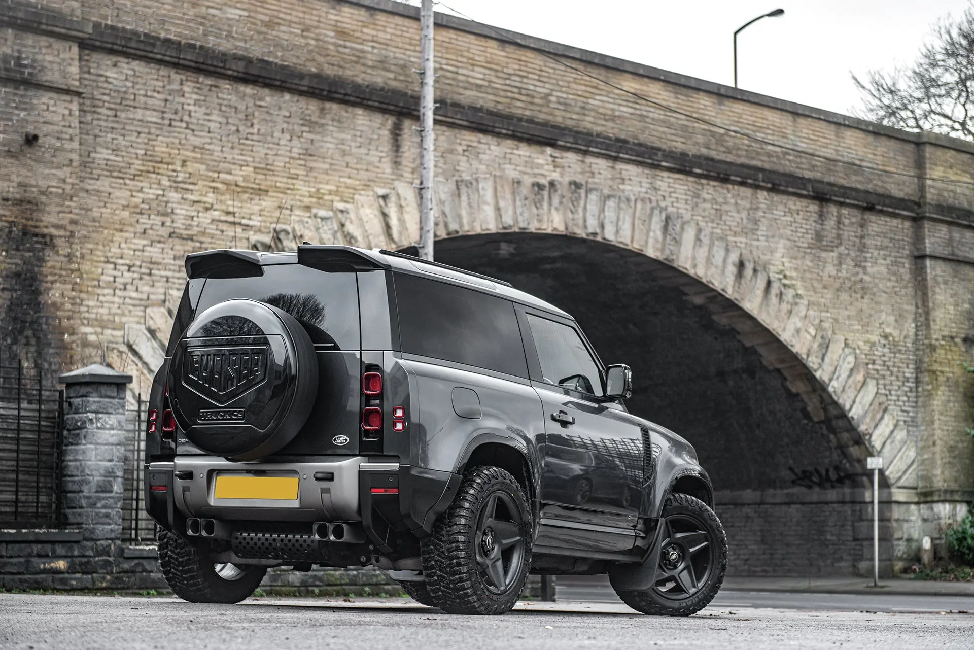 Large Rear Roof Wing for Land Rover Defender (2020 Onwards) - Image 3