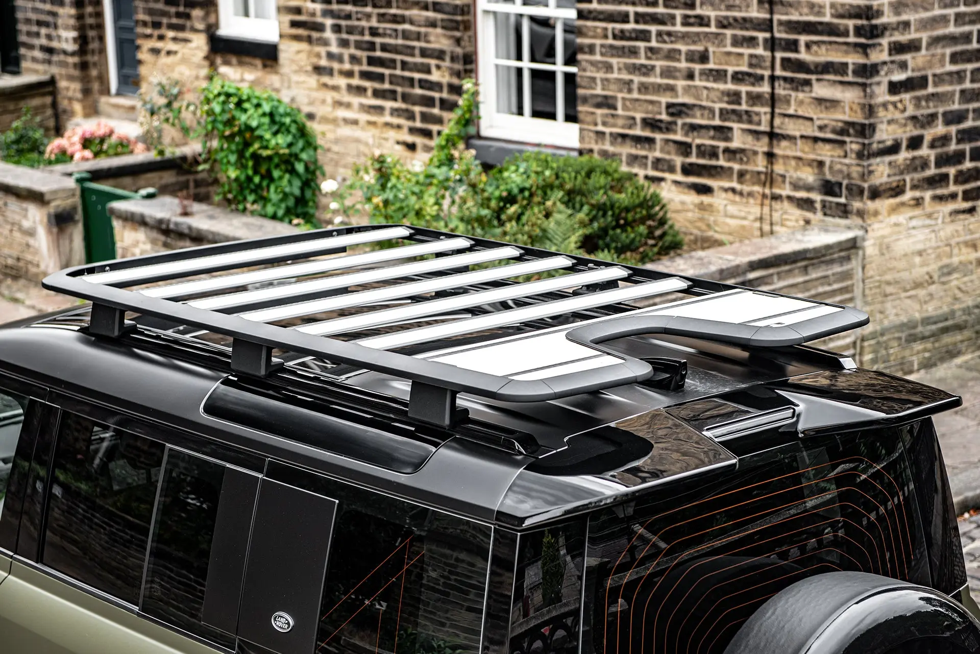 Large Rear Roof Wing for Land Rover Defender (2020 Onwards) - Image 30