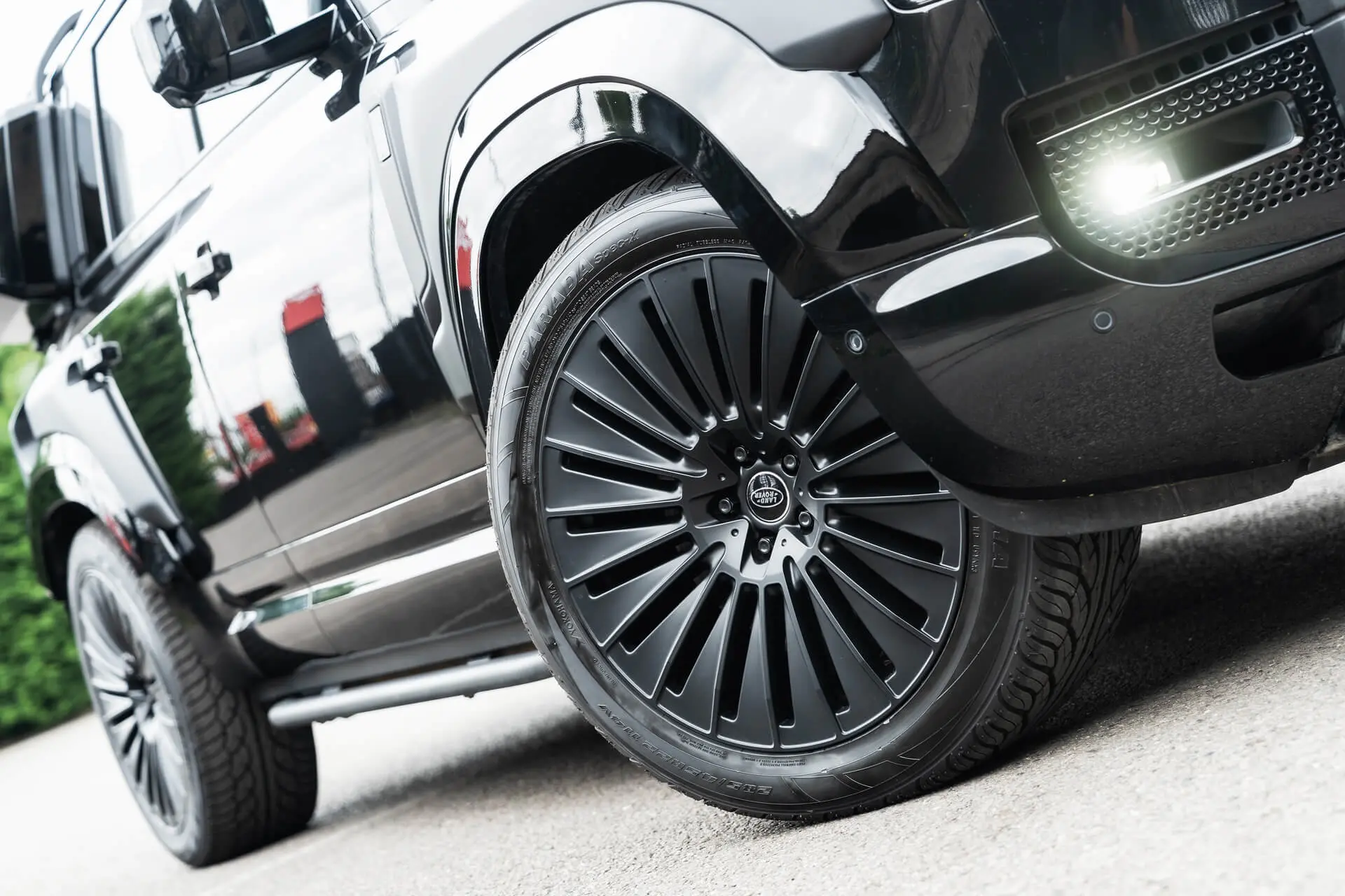 Land Rover Defender (2020 Onwards) RS-Forged Alloy Wheels - Type 63 Turbine - Image 11