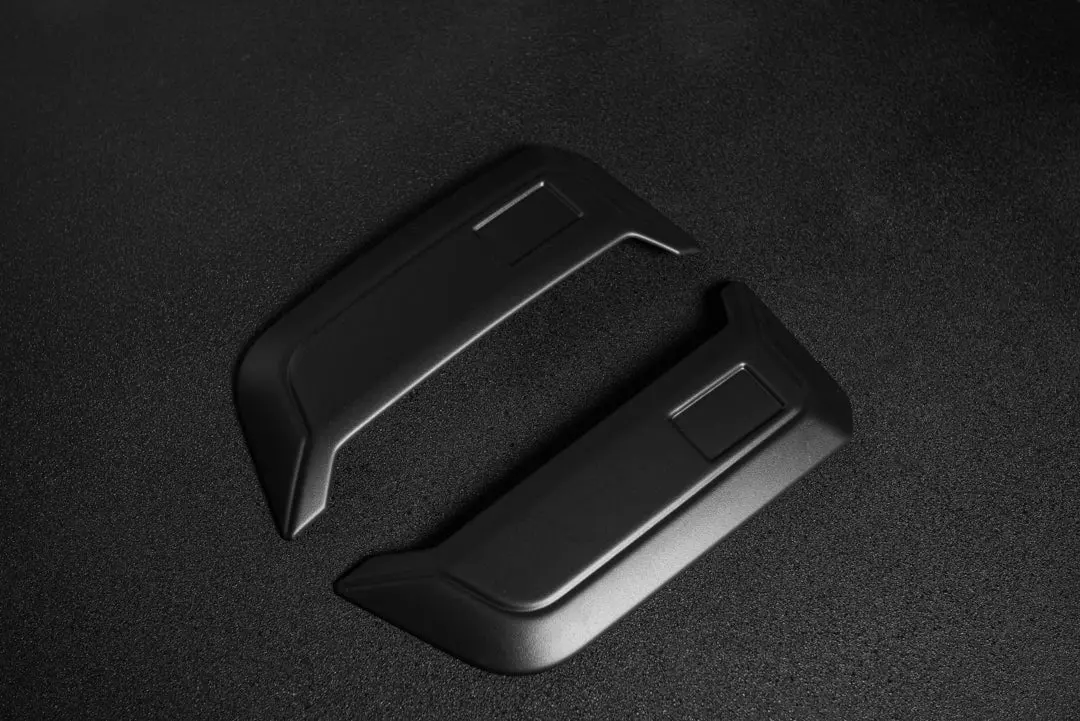 Side Vents and CTC badges for Land Rover Defender (2020 Onwards) - Image 12