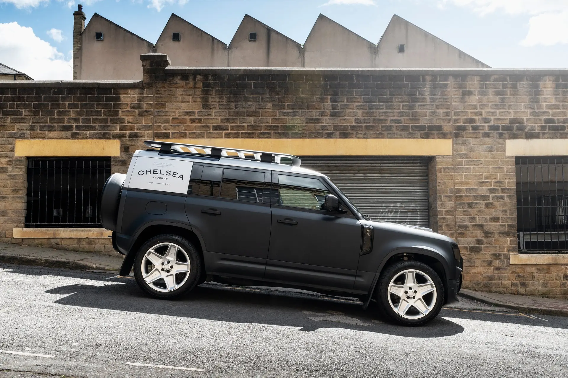 Land Rover Defender (2020 Onwards) RS-Forged Alloy Wheels - Mondial Retro - Image 13