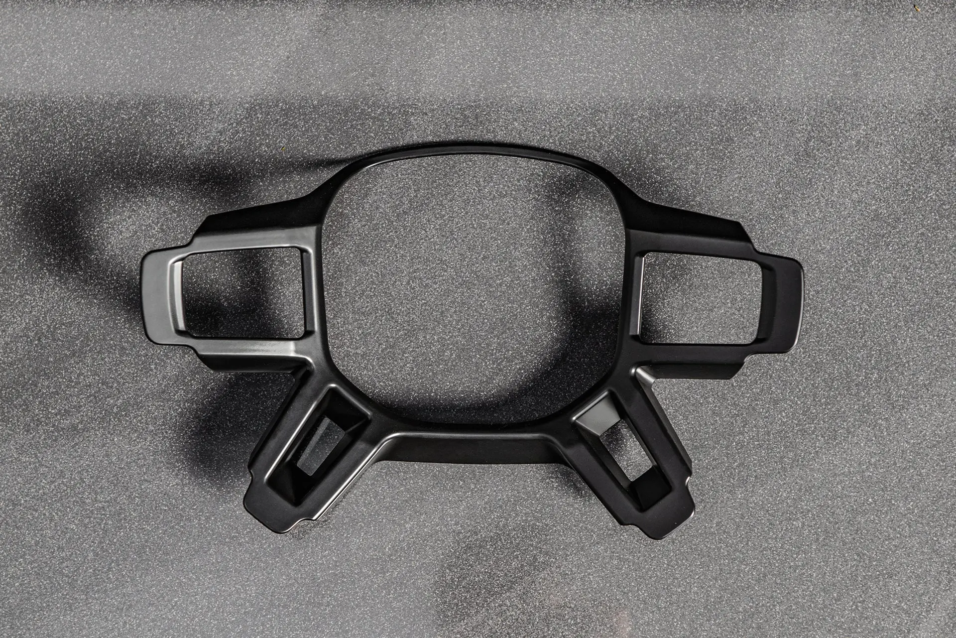 Land Rover Defender (2020 Onwards) Steering Wheel Fascia Trim - Image 3