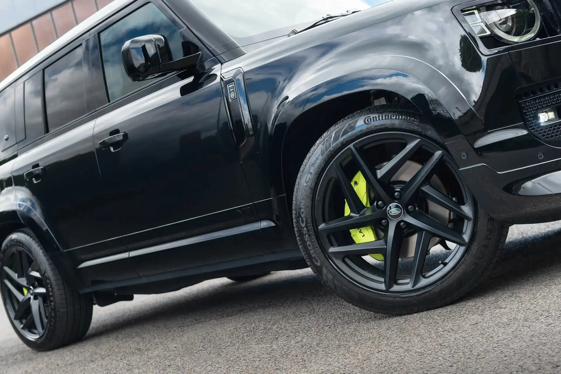 Land Rover Defender (2020 Onwards) RS-Forged Alloy Wheels - Type 52 - Image 27