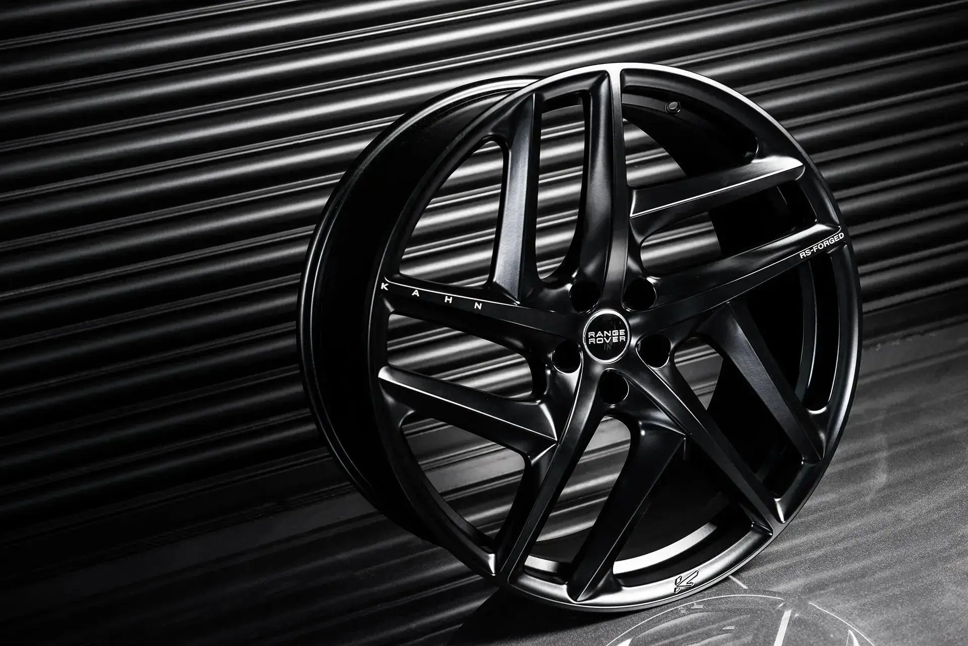 Land Rover Defender (2020 Onwards) RS-Forged Alloy Wheels - Type 52 - Image 40