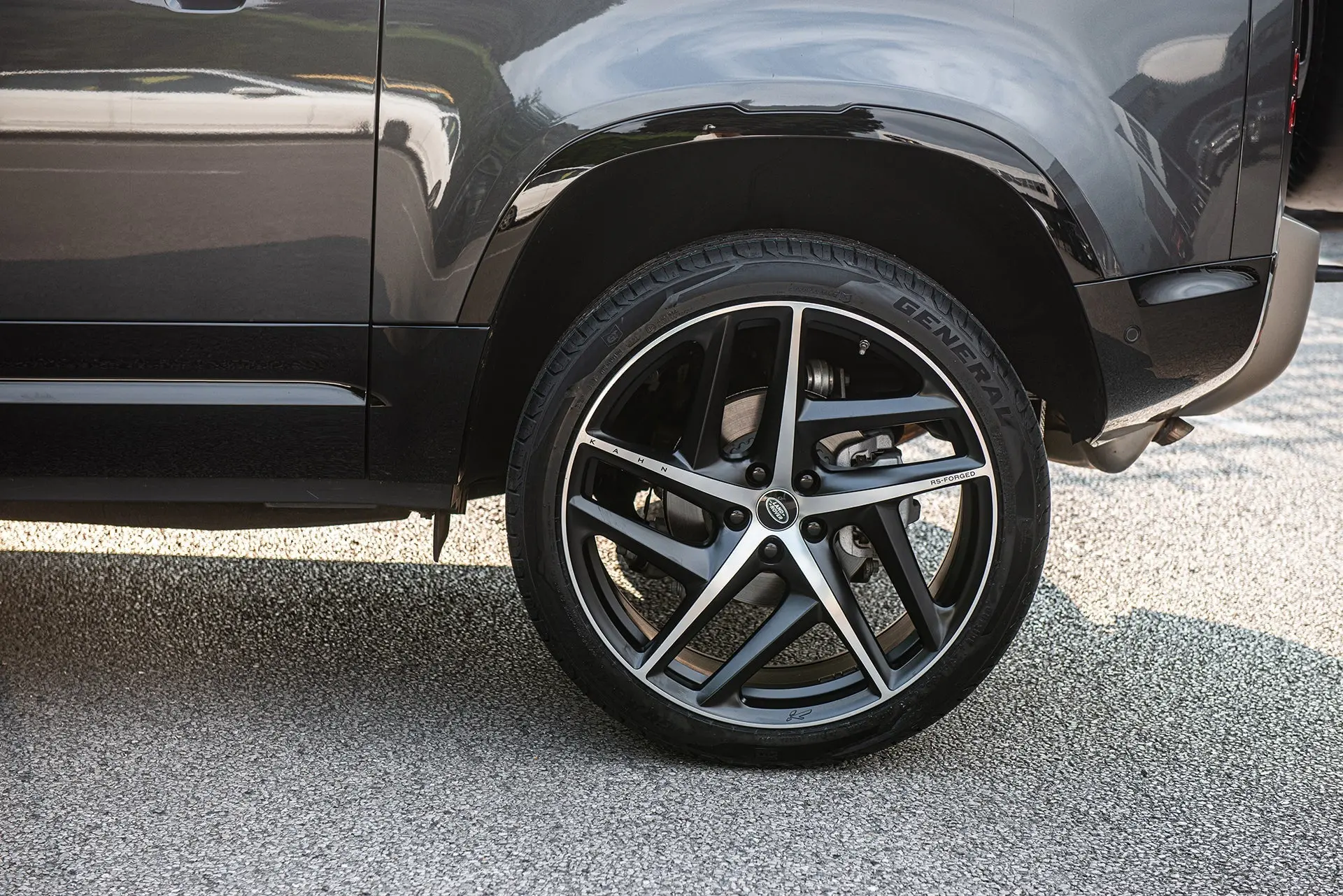 Land Rover Defender (2020 Onwards) RS-Forged Alloy Wheels - Type 52 - Image 4