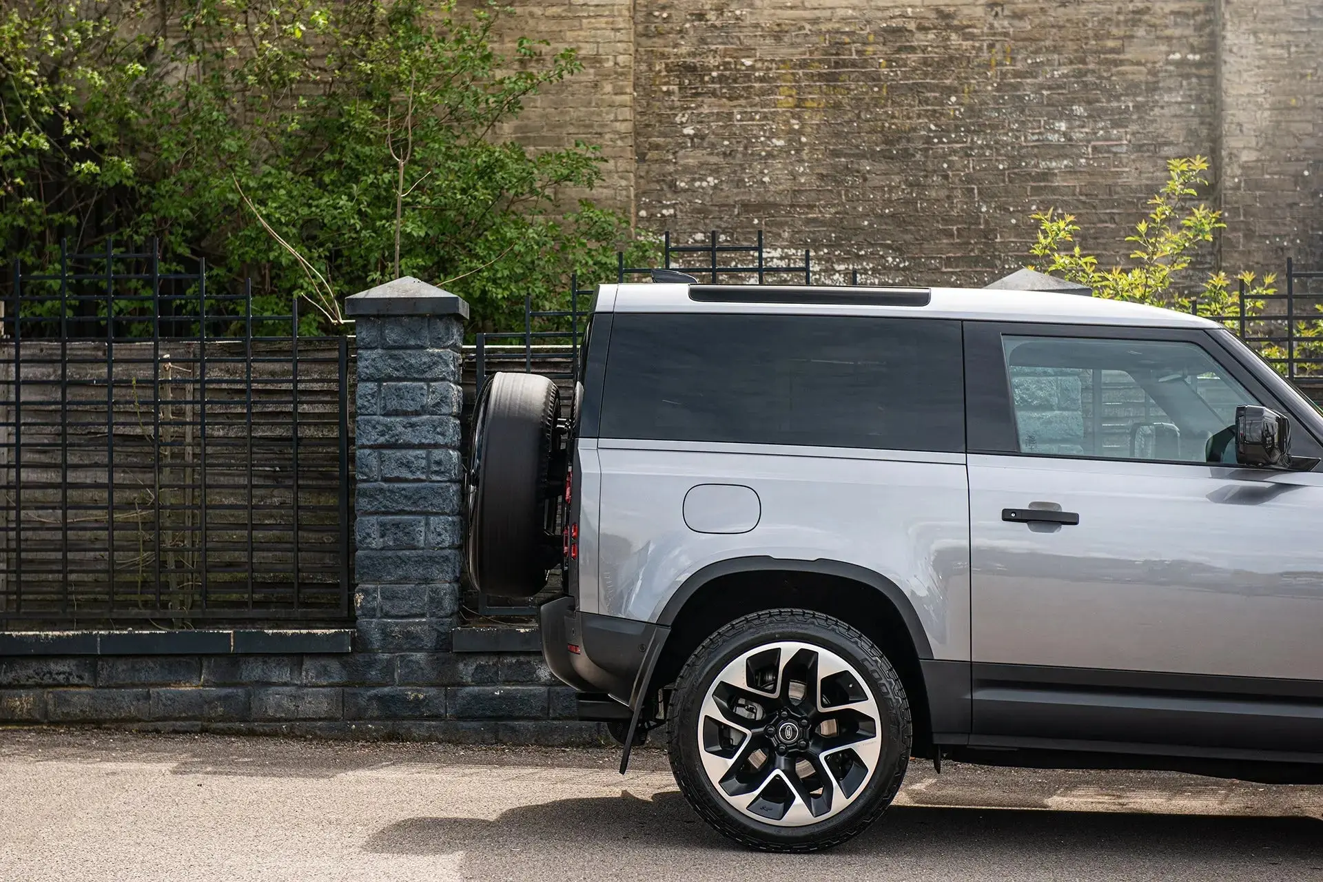 Land Rover Defender (2020 Onwards) RS-Forged Alloy Wheels - Type 60 - Image 21