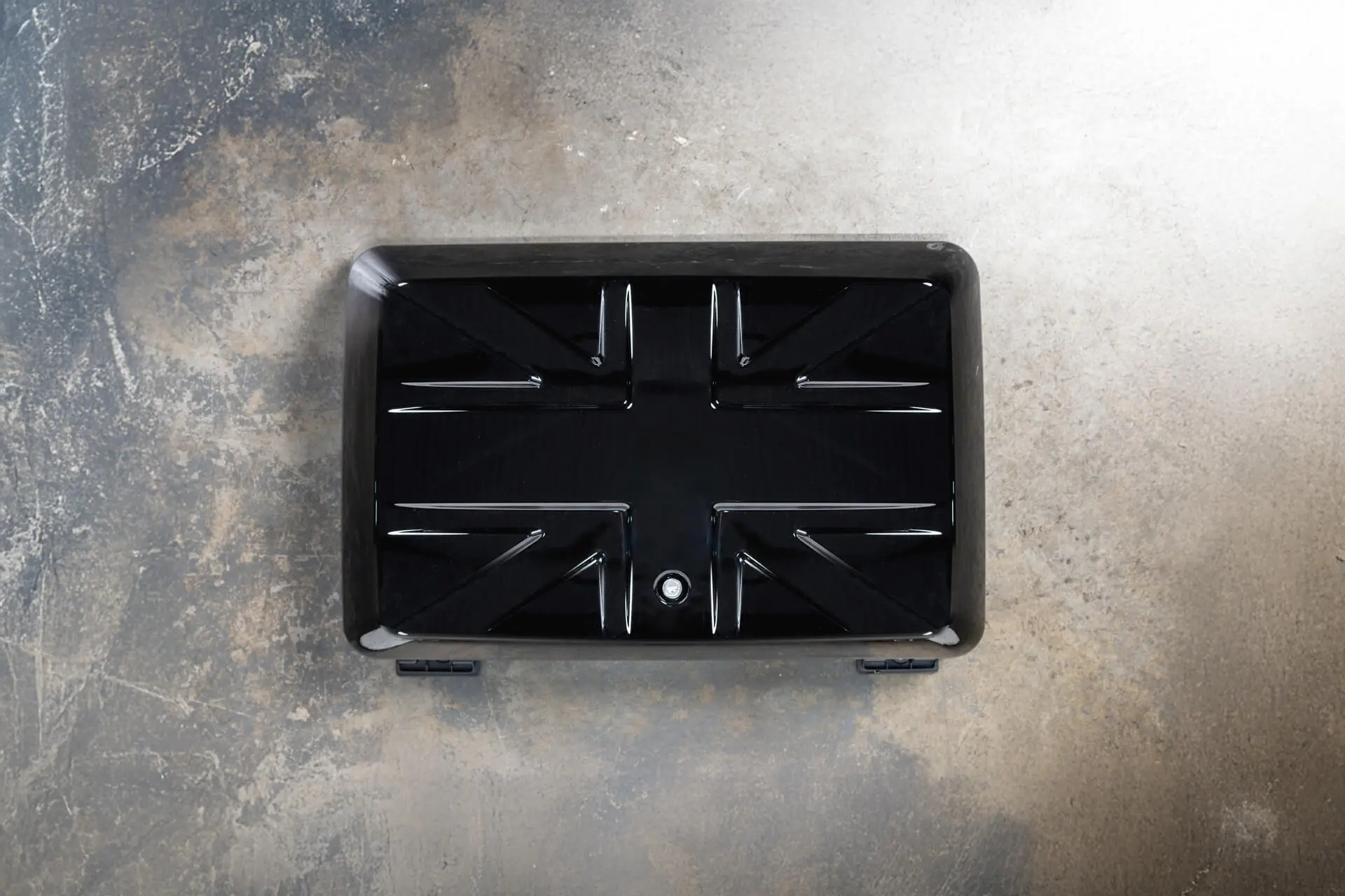 Union Flag Side-mounted Storage Box for Land Rover Defender (2020 Onwards) - Image 2
