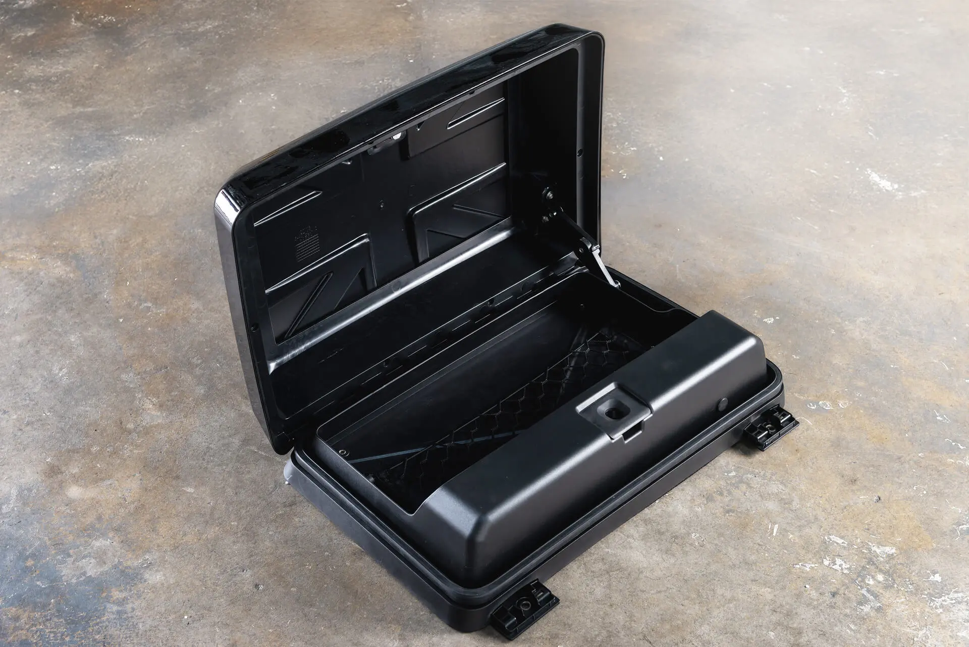 Union Flag Side-mounted Storage Box for Land Rover Defender (2020 Onwards) - Image 8