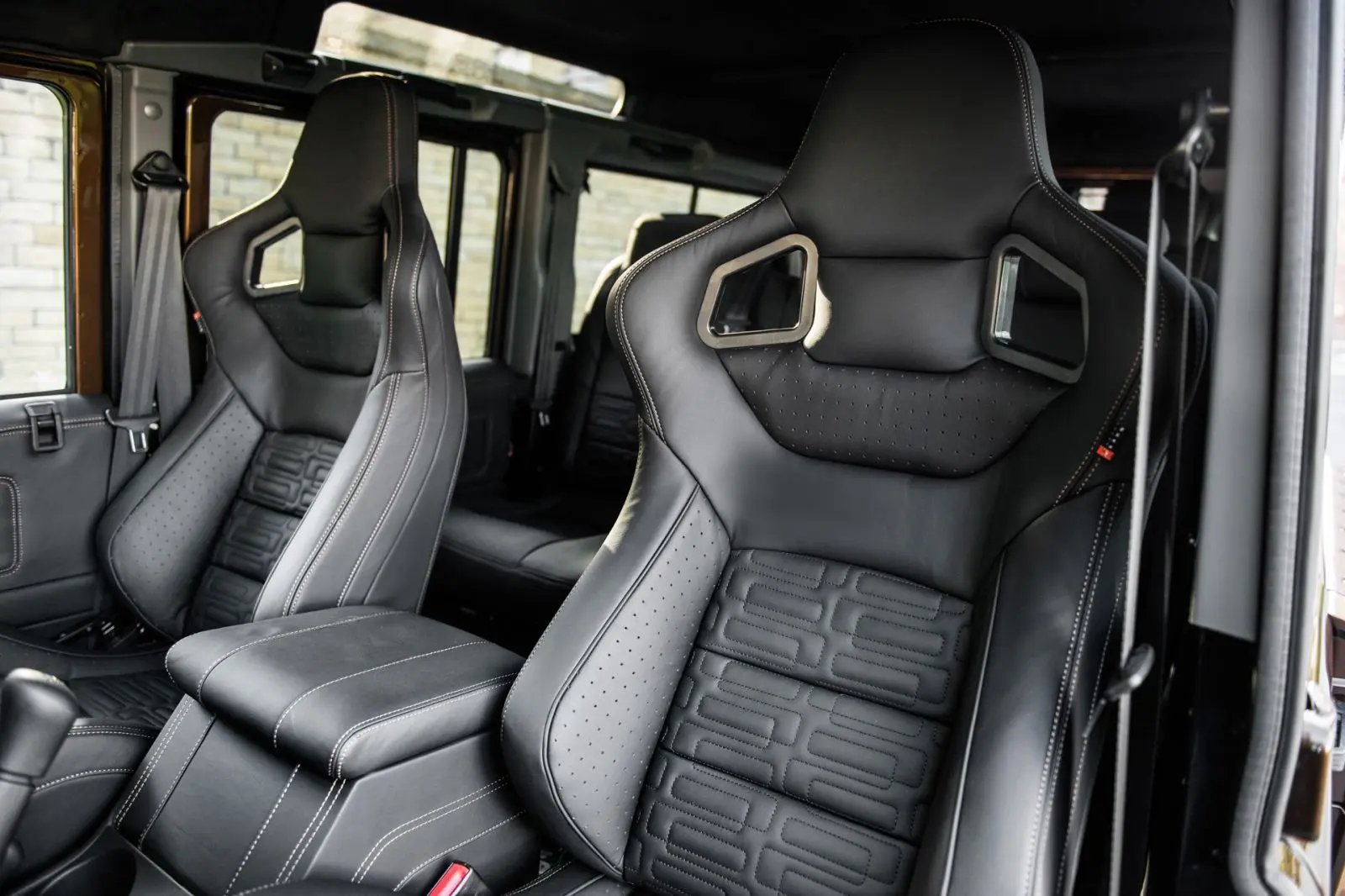 Land Rover Defender 90 Interlock Pattern Leather Interior - Image 7