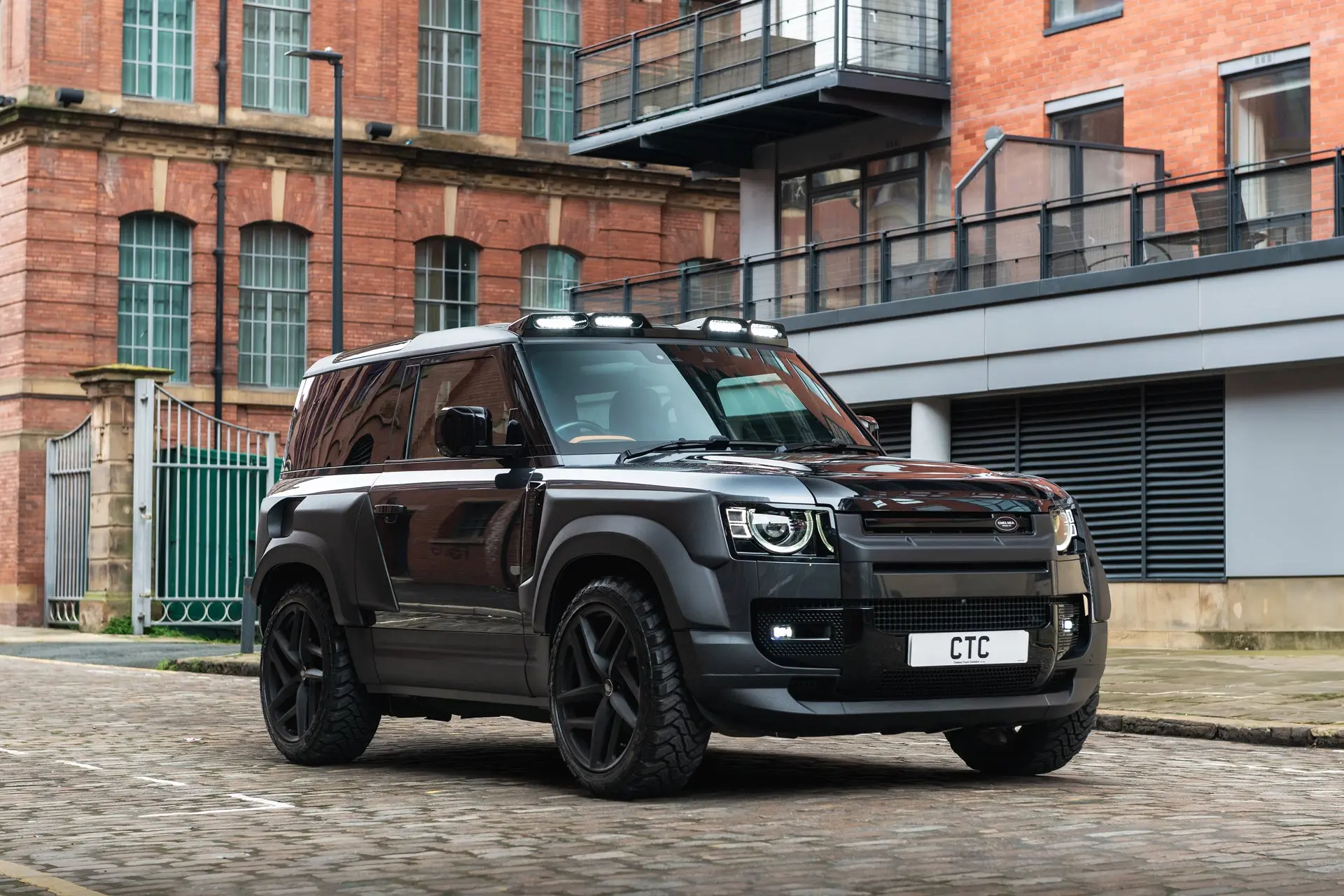 WIDE TRACK BODYKIT for LAND ROVER DEFENDER 90 (2020 Onwards) - Image 14