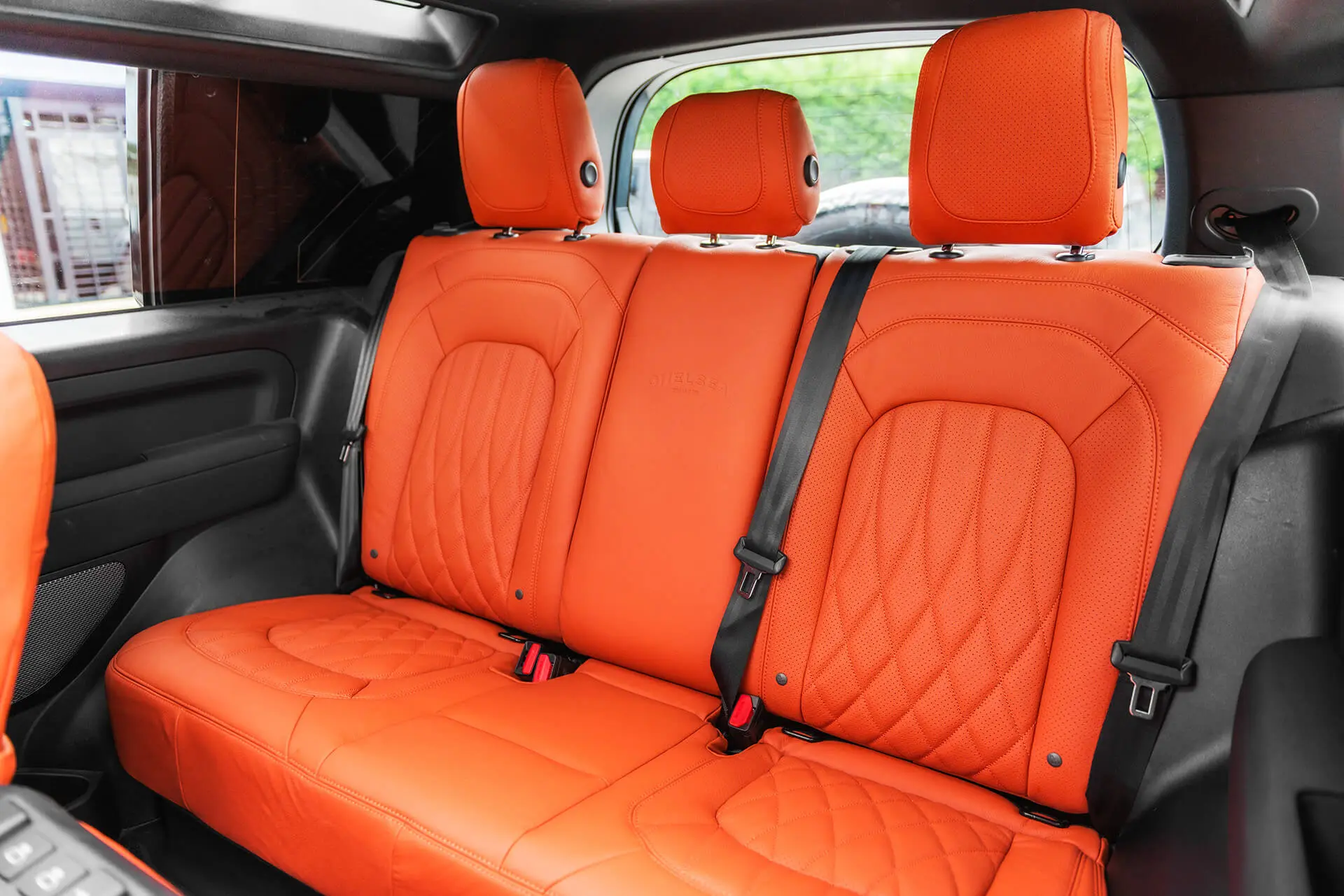Land Rover Defender 90 Designo Pattern Leather Interior - Image 34