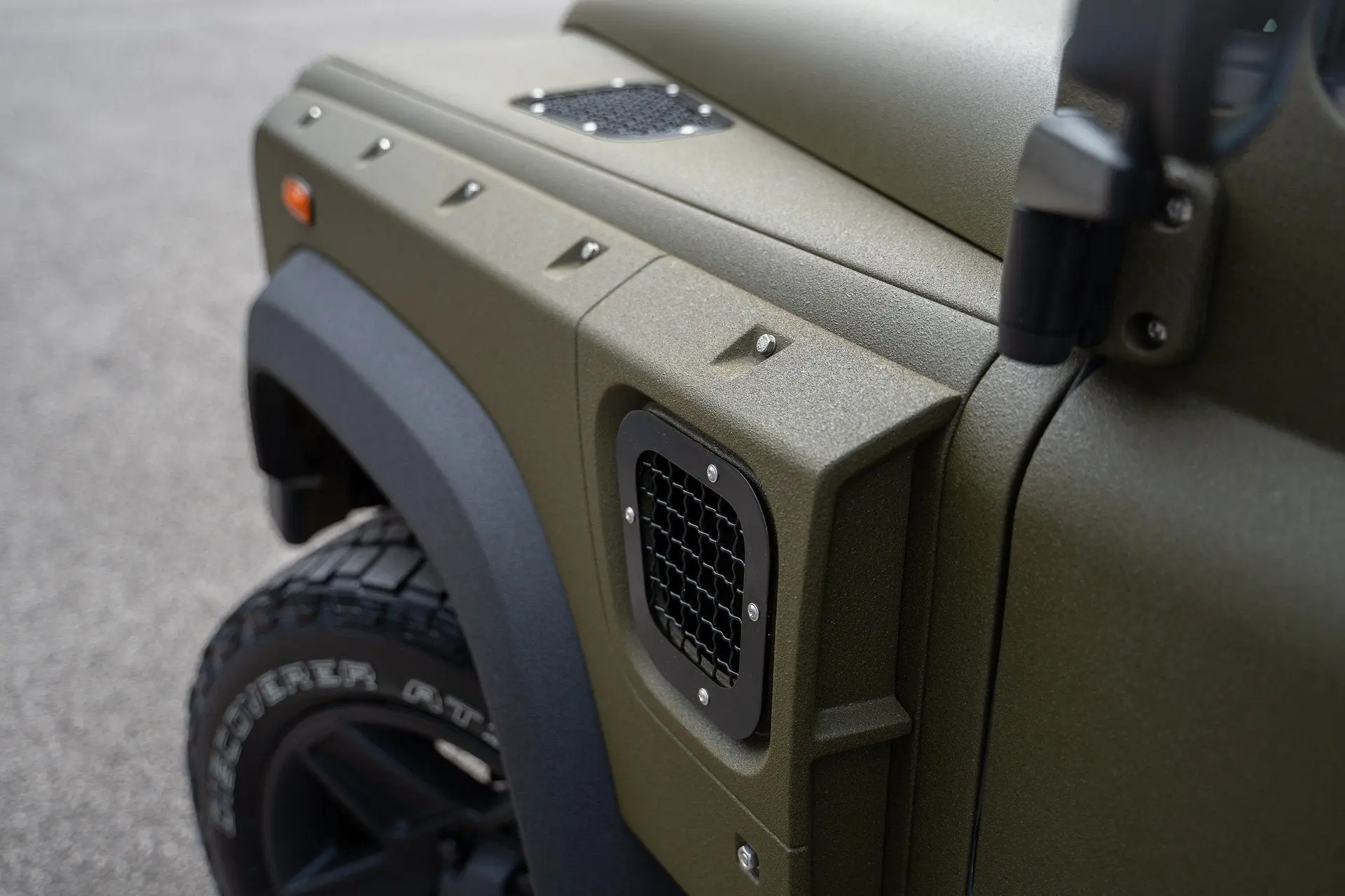 Land Rover Defender 110 (1991-2016) Wide Track Body Kit - Image 18