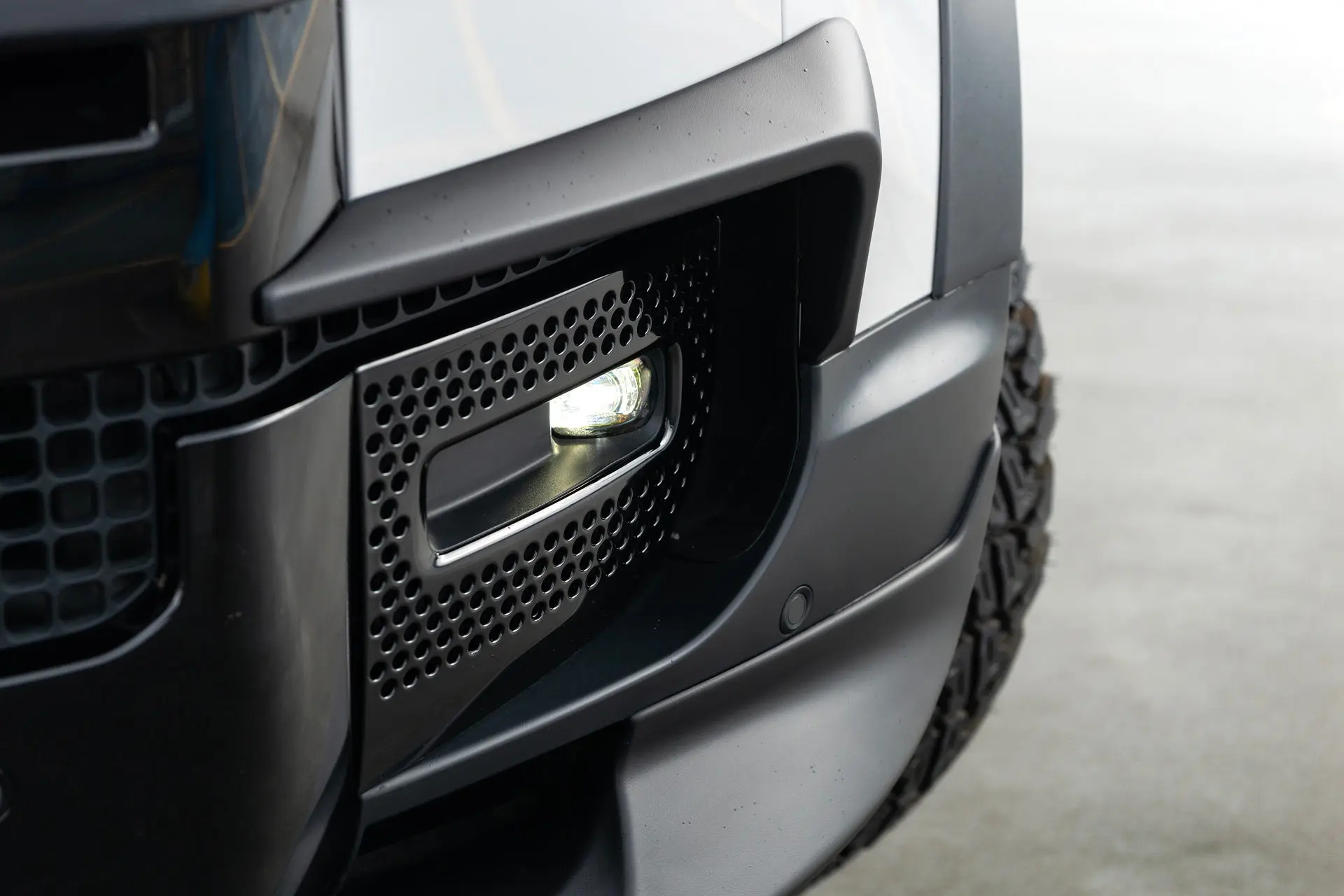Landmark Body Kit for Land Rover Defender (2020 Onwards) - Image 21