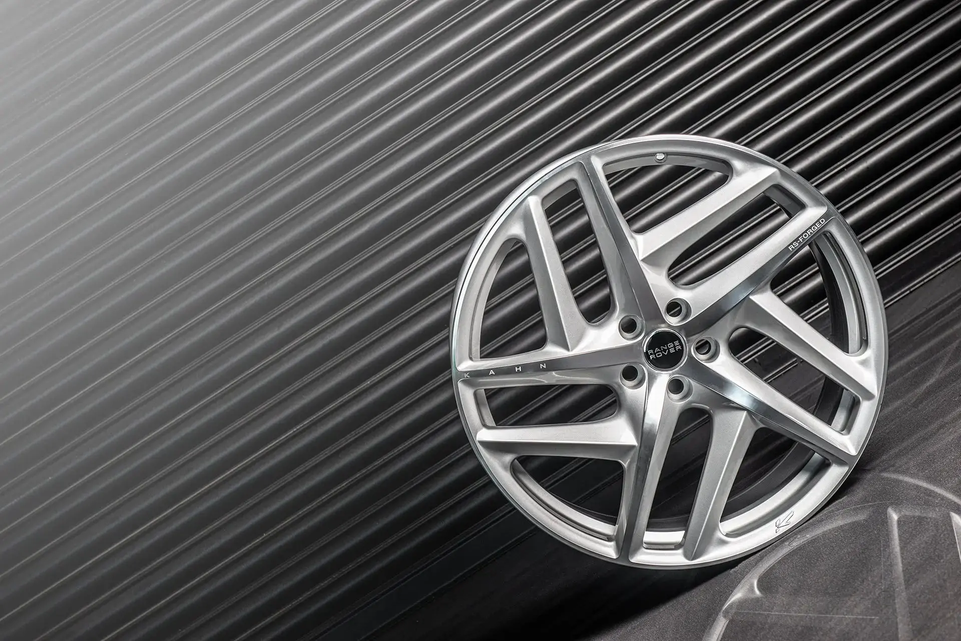 Land Rover Defender (2020 Onwards) RS-Forged Alloy Wheels - Type 52 - Image 19