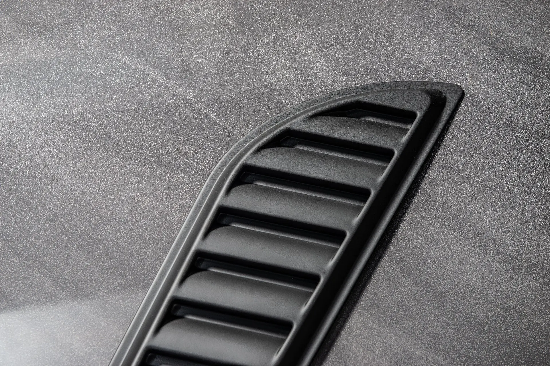 MERCEDES X-CLASS (2019 Onwards) BODYGUARD BONNET VENTS - Image 7