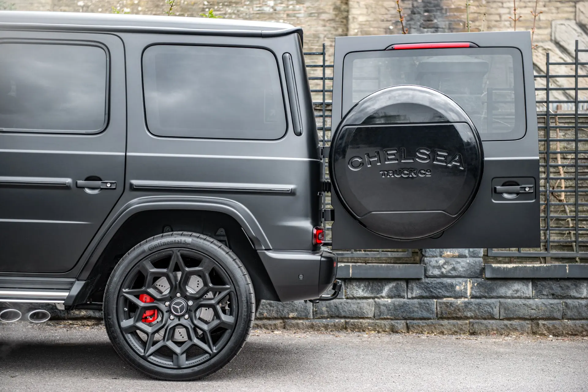 MERCEDES G-WAGON (2018 Onwards) G350/400 Chelsea Truck Company Hard Spare Wheel Cover - Image 3