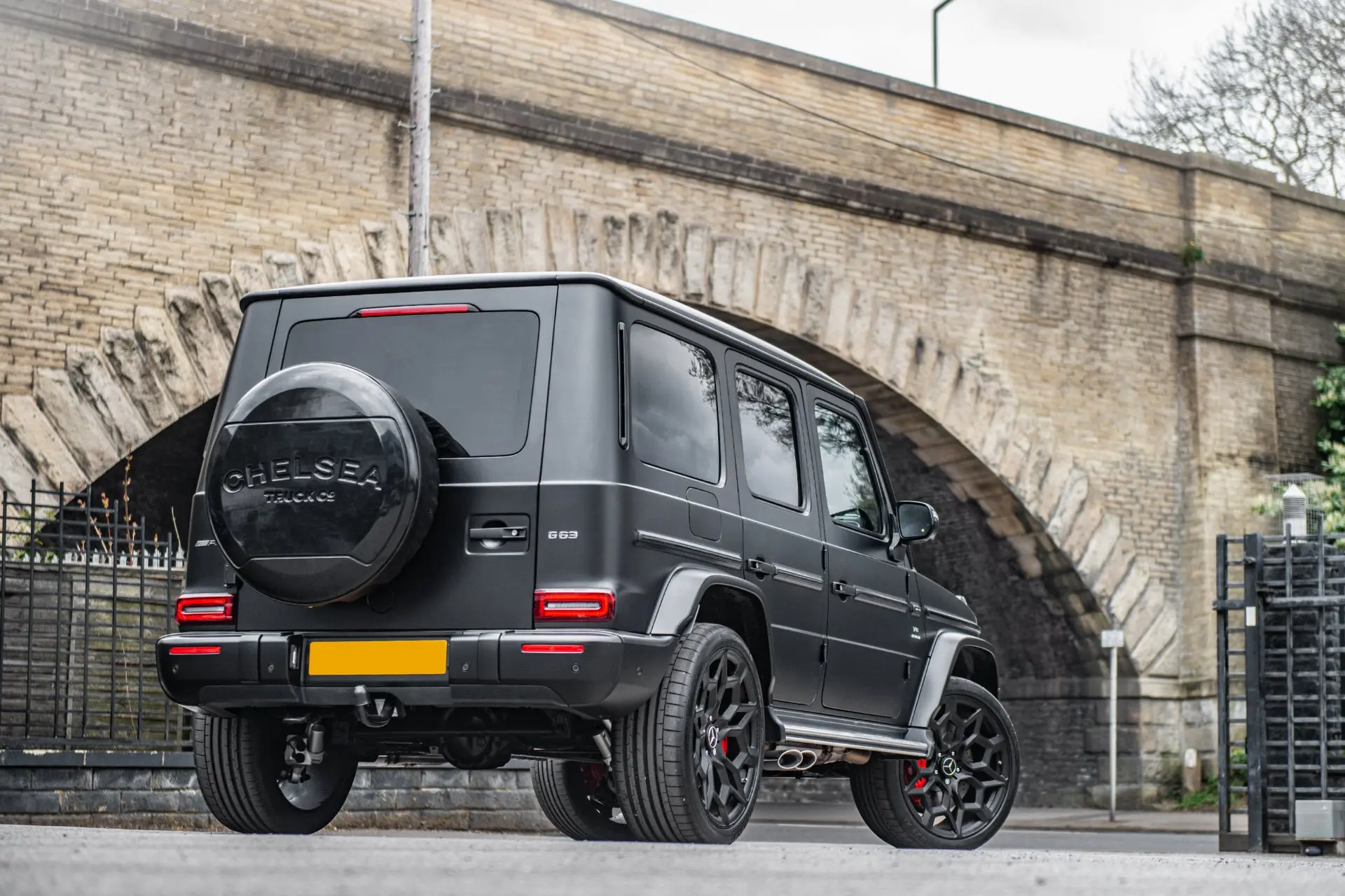 MERCEDES G-WAGON (2018 Onwards) G350/400 Chelsea Truck Company Hard Spare Wheel Cover - Image 4