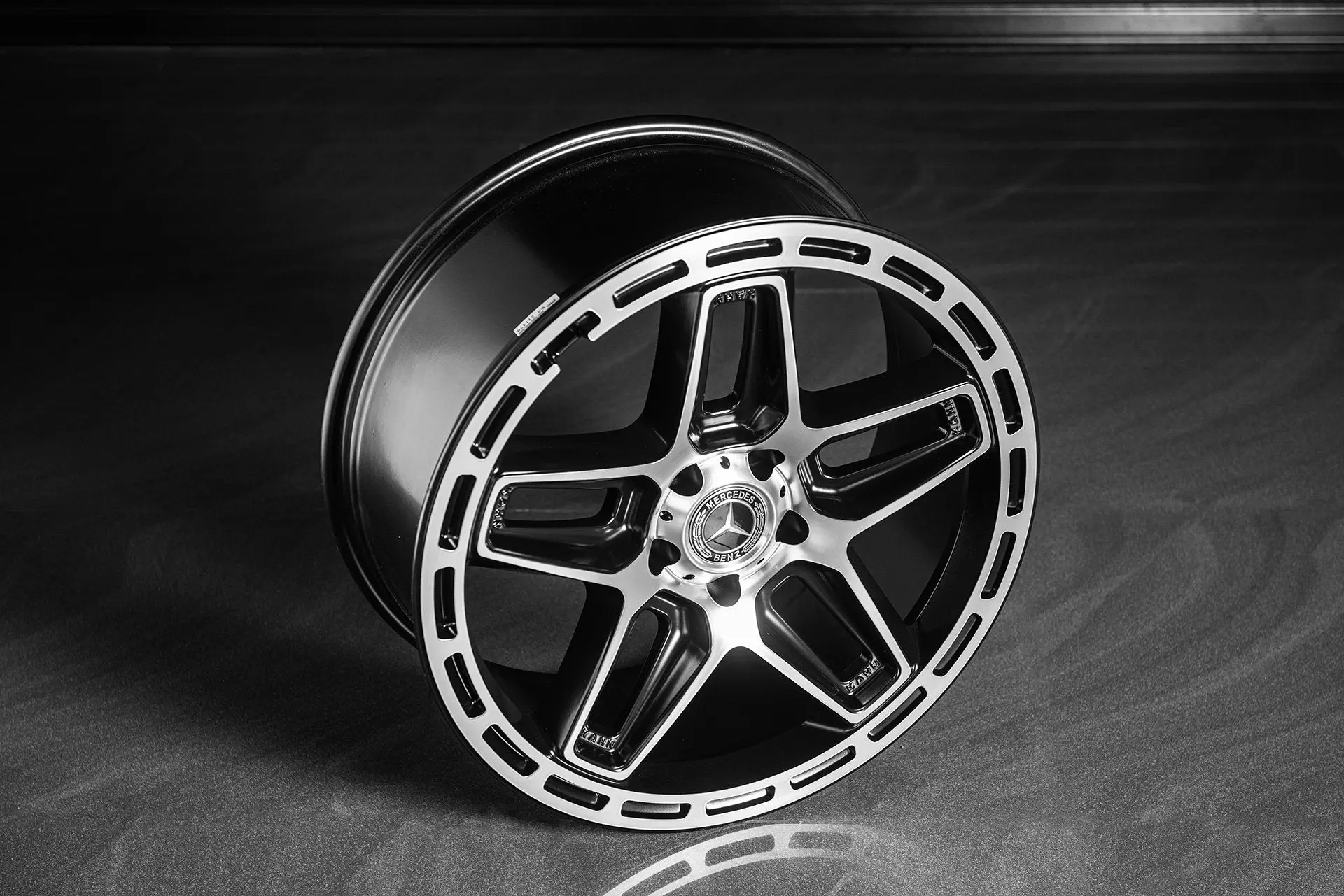 Mercedes G Wagon (2018 Onwards) G350/400 G06 Light Alloy Wheels - Image 11