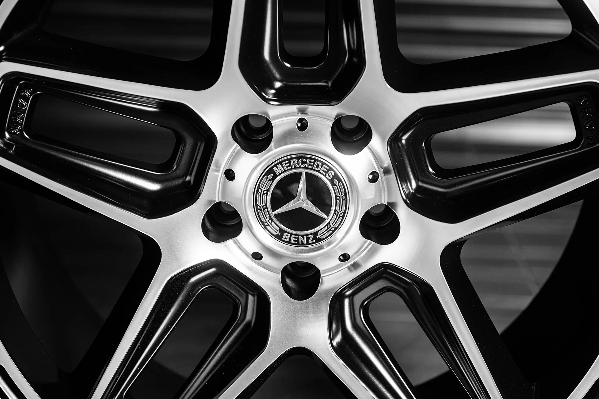 Mercedes G Wagon (2018 Onwards) G350/400 G06 Light Alloy Wheels - Image 12