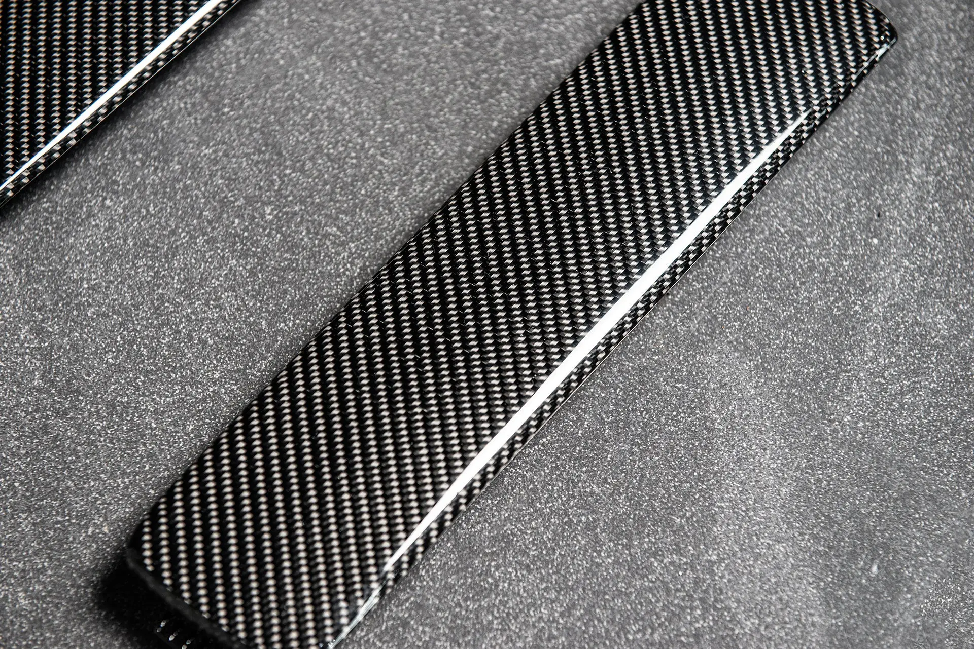 Mercedes G Wagon (2018 Onwards) G63 AMG Carbon Interior Package - Image 3