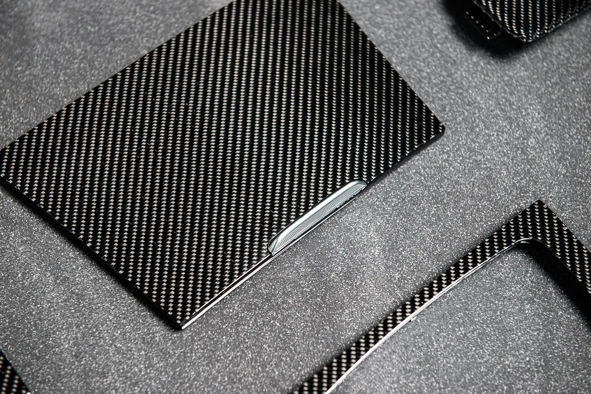 Mercedes G Wagon (2018 Onwards) G63 AMG Carbon Interior Package - Image 5