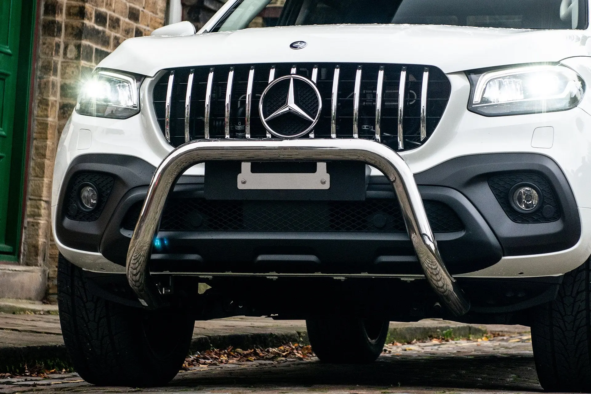 MERCEDES X-CLASS (2019 Onwards) FRONT BUMPER A-BAR