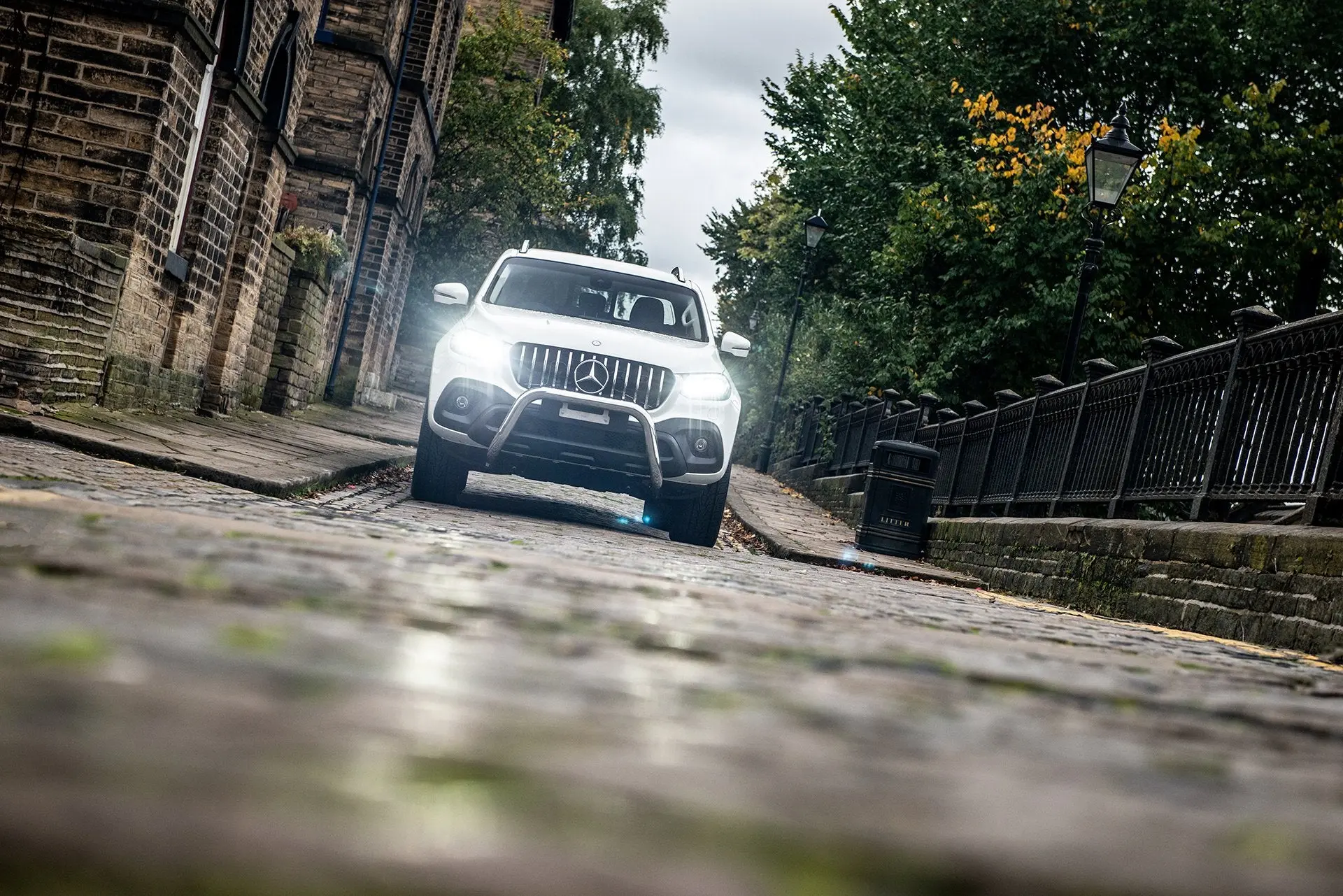 MERCEDES X-CLASS (2019 Onwards) FRONT BUMPER A-BAR - Image 3