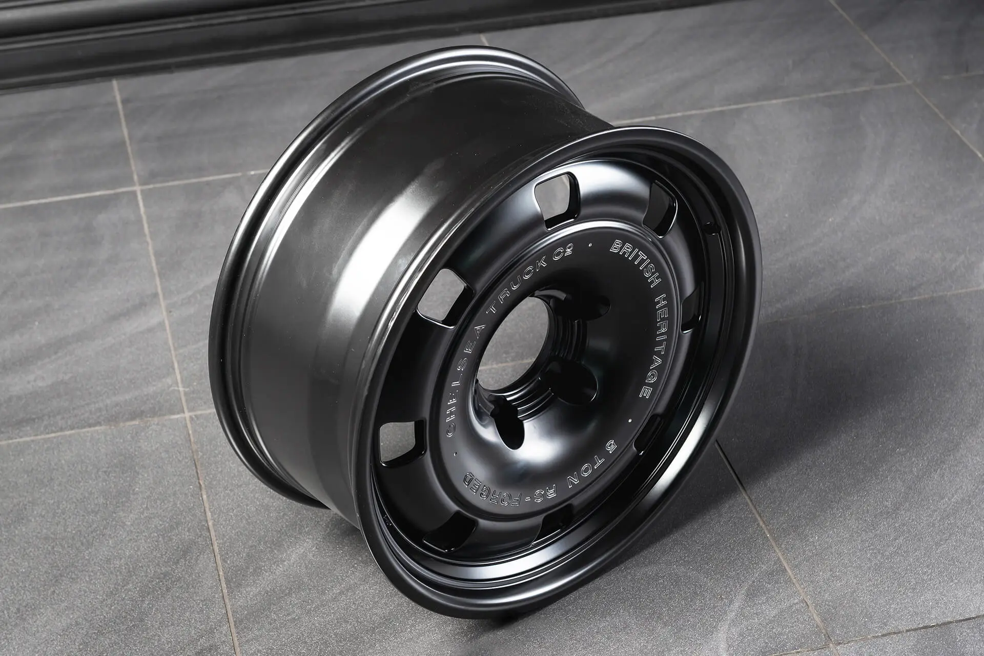 Toyota Land Cruiser 70 (2023 Onwards) RS-Forged Alloy Wheels - British Heritage - Image 5