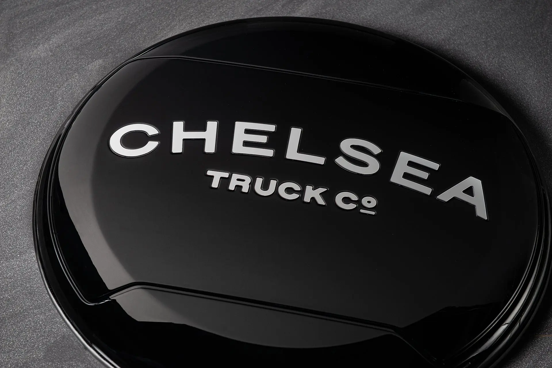 Land Rover Defender Hard Spare Wheel Cover Piano Black - Image 11