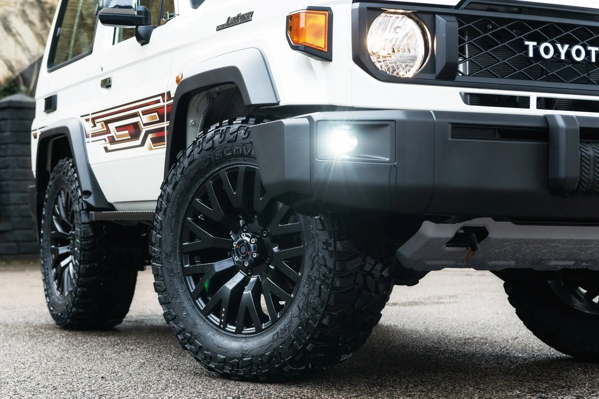 Toyota Land Cruiser 70 (2023 Onwards) Forged Alloy Wheels - G22 DC - Image 36