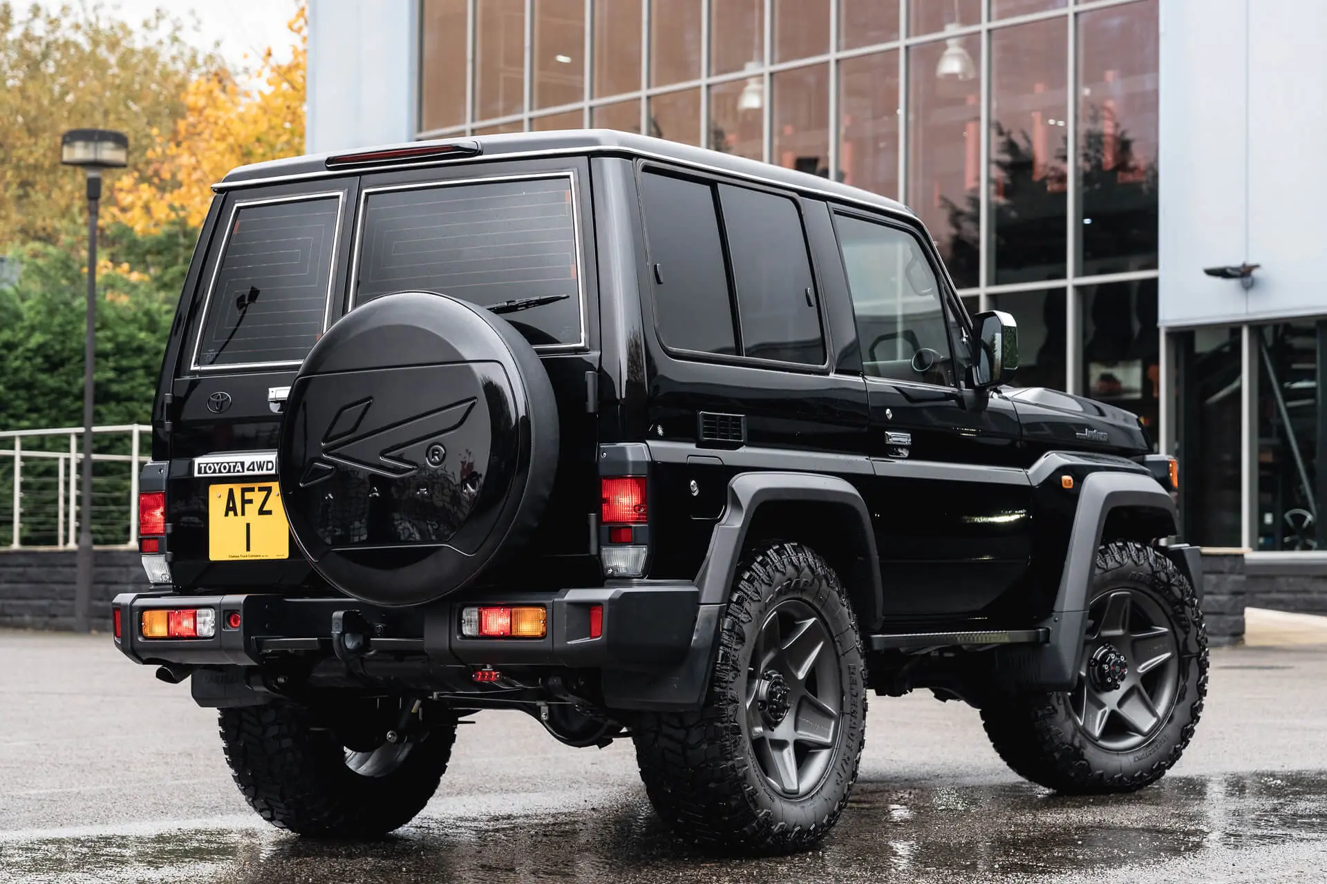 KAHN® Hard Spare Wheel Cover FOR Toyota Land Cruiser 70 (2023 Onwards) - Image 7