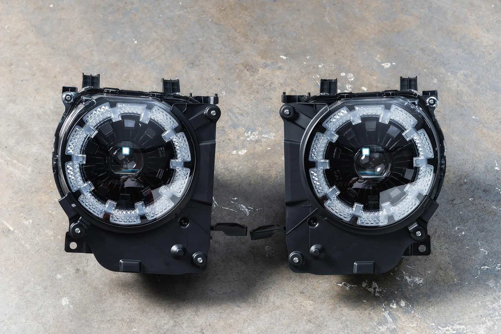 LED Facelift Headlights with DRL’s for Toyota Land Cruiser 70 (2023 Onwards) - Image 8