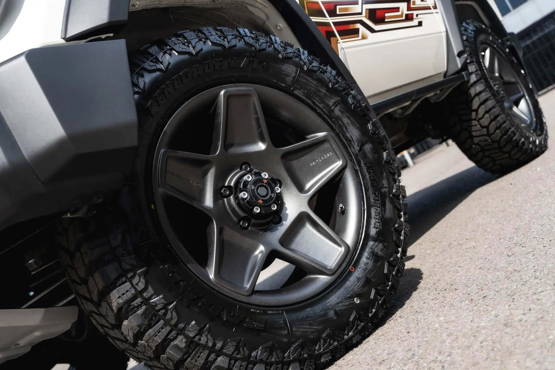 Toyota Land Cruiser 70 (2023 Onwards) Forged Alloy Wheels - Mondial Retro DC - Image 27